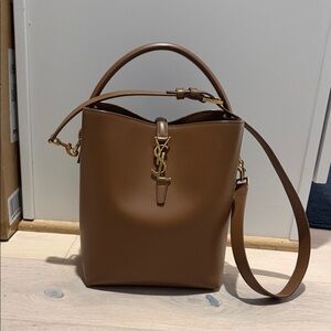 Yves Saint Laurent Tan Shoulder Bag